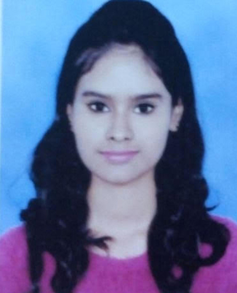 ರ‍್ಯಾಗಿಂಗ್ ಗೆ ಮನನೊಂದು ವಿದ್ಯಾರ್ಥಿನಿ ಆತ್ಮಹತ್ಯೆ: ಆರೋಪ